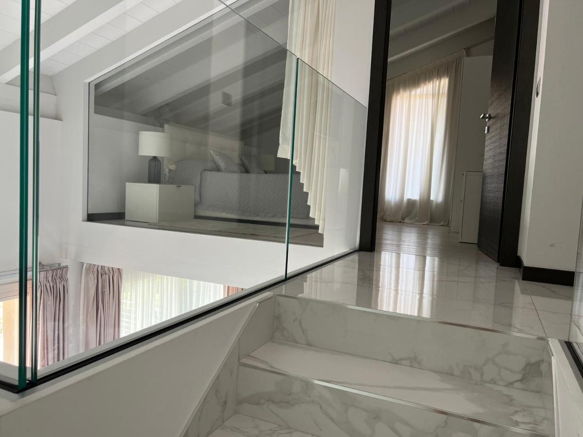 Paganini Suites And Apartments Sirmione Zewnętrze zdjęcie