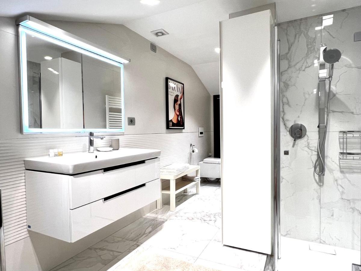 Paganini Suites And Apartments Sirmione Zewnętrze zdjęcie