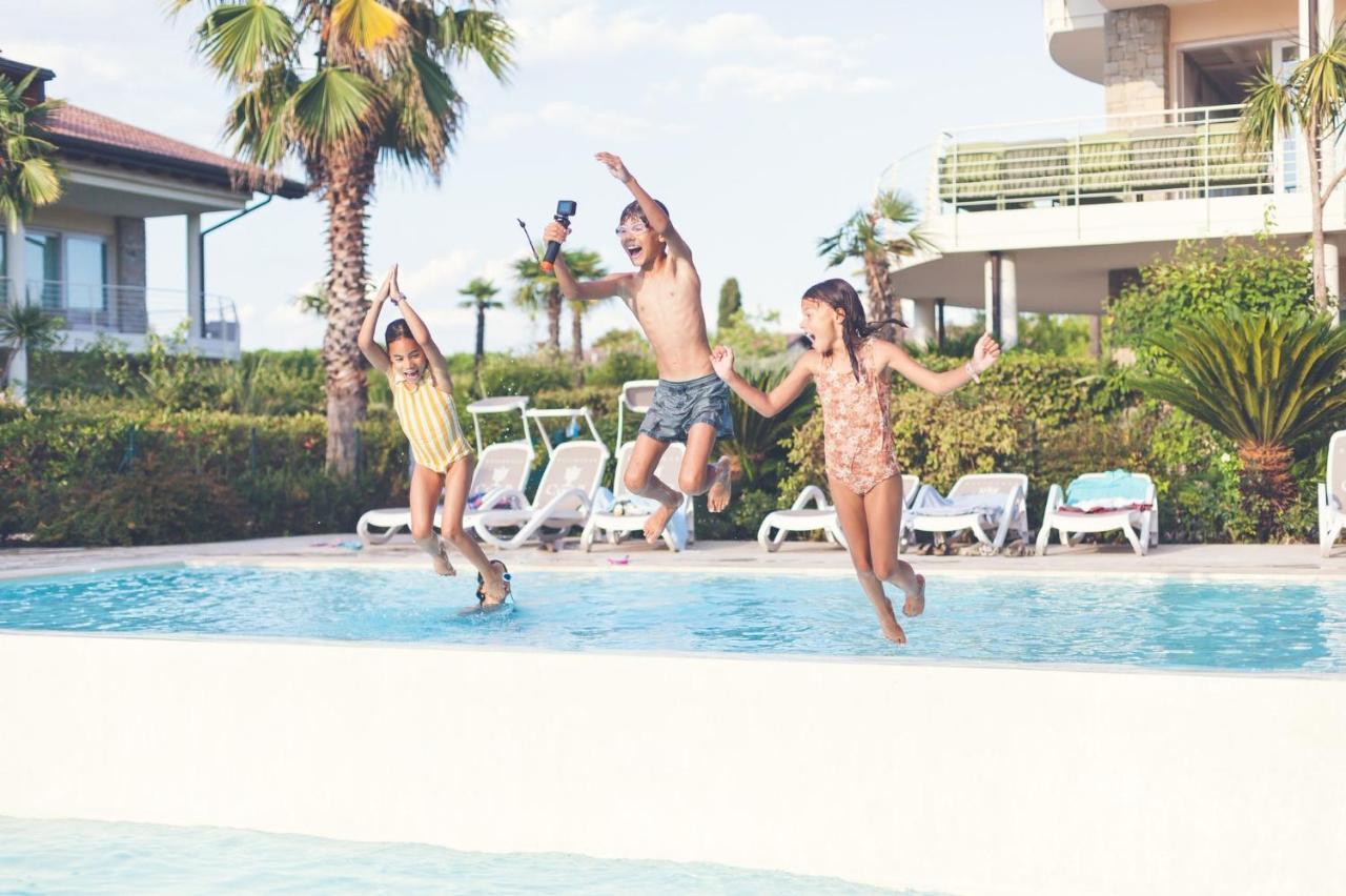 Paganini Suites And Apartments Sirmione Zewnętrze zdjęcie