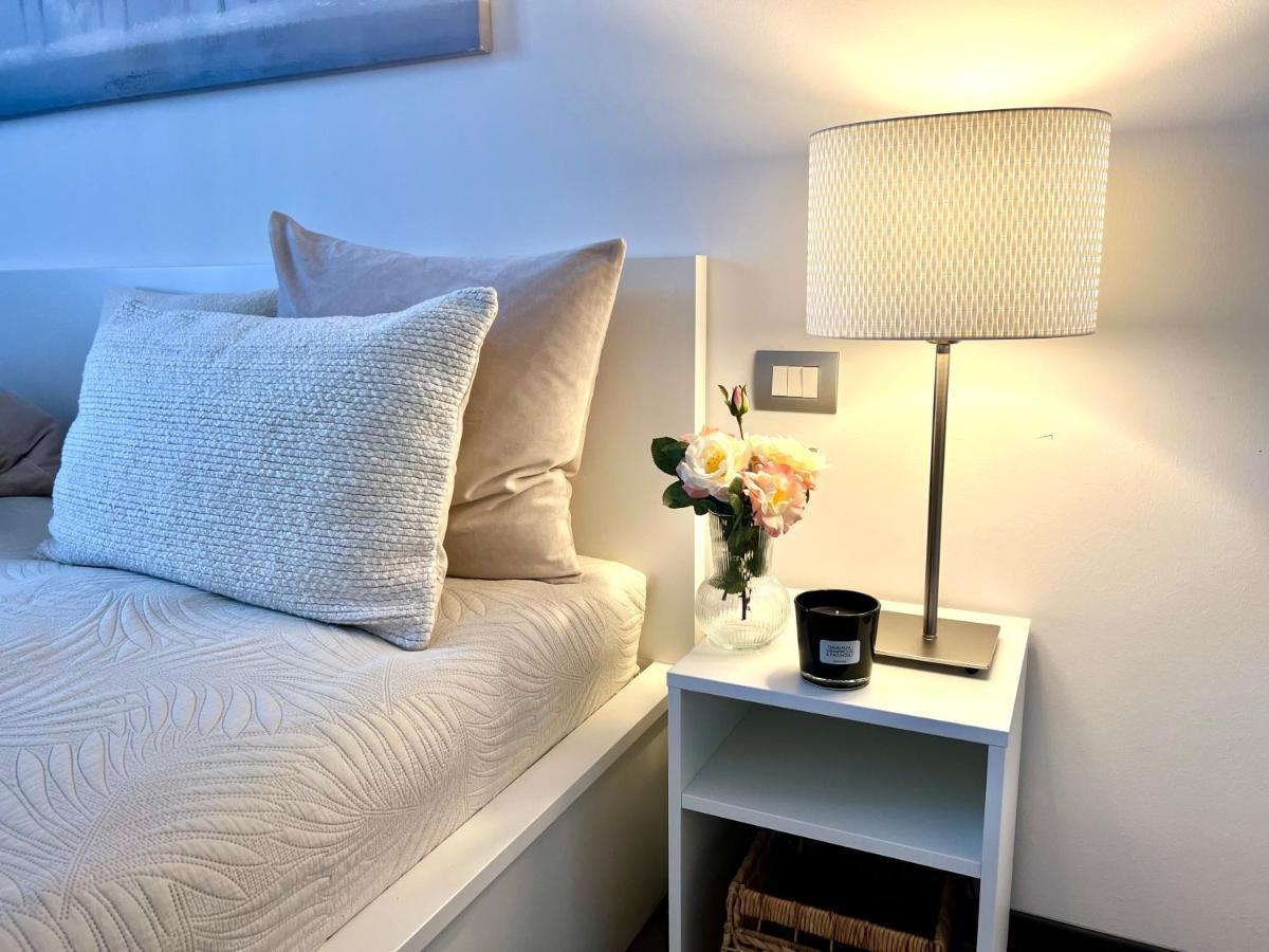 Paganini Suites And Apartments Sirmione Zewnętrze zdjęcie