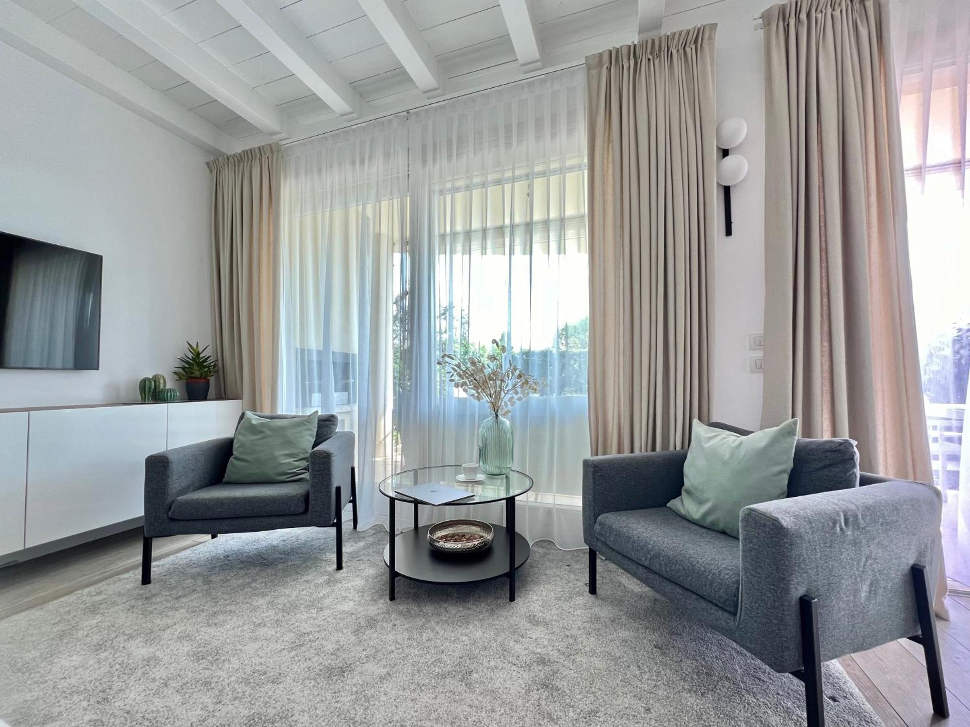 Paganini Suites And Apartments Sirmione Zewnętrze zdjęcie